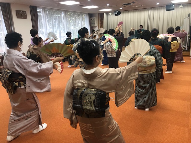 舞踊・川