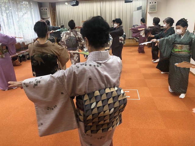 舞踊・川