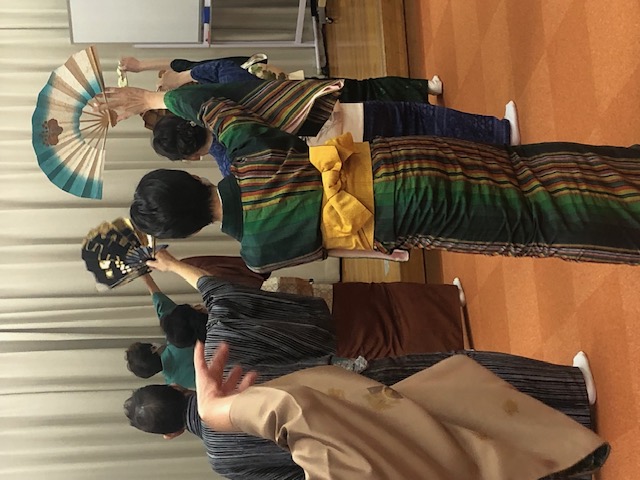 舞踊・川
